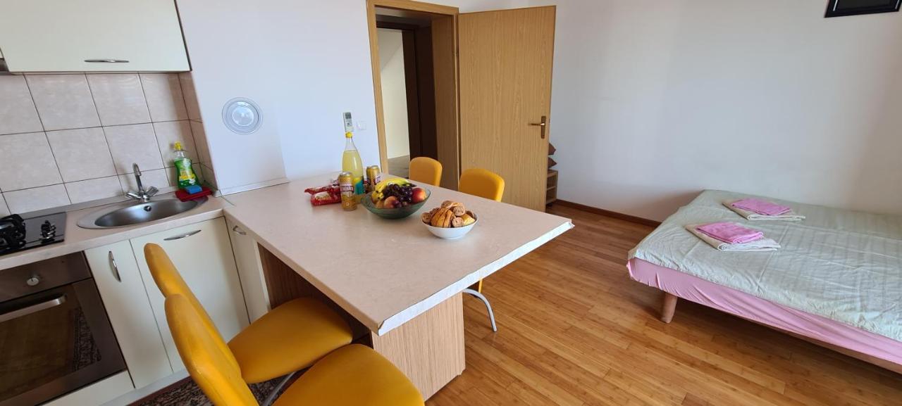 Apartmani Gizela Donji Seget Dış mekan fotoğraf