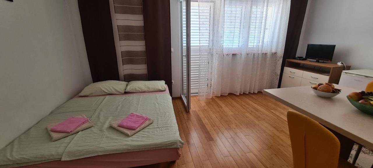 Apartmani Gizela Donji Seget Dış mekan fotoğraf