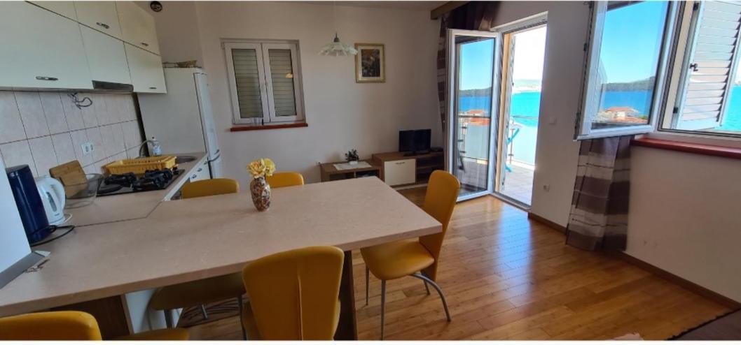 Apartmani Gizela Donji Seget Oda fotoğraf