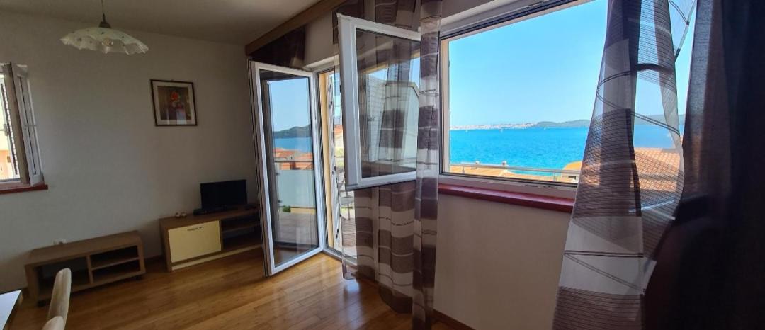 Apartmani Gizela Donji Seget Oda fotoğraf